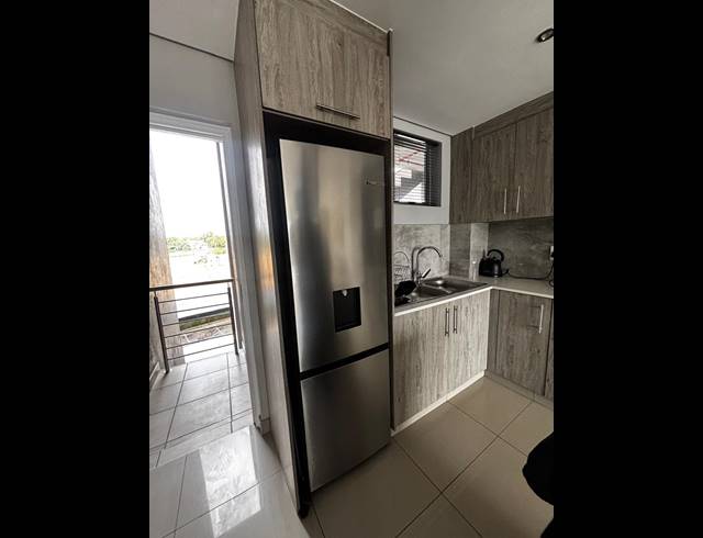 2 BEDROOM APARTMENT FOR SALE IN FOURWAYS